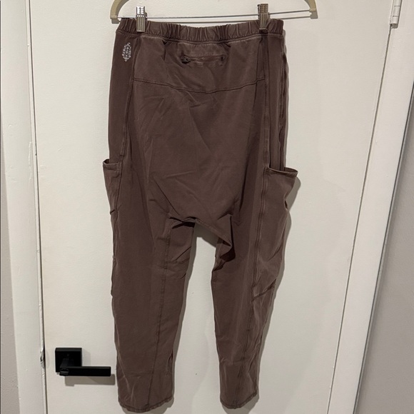 Free People Hot Shot Pants - Picture 6 of 10